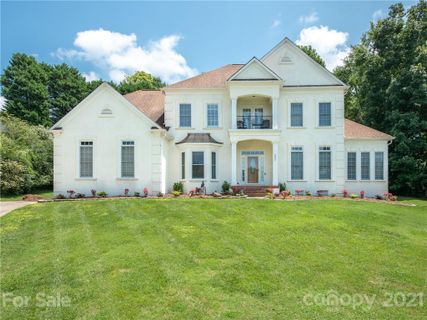 5552 Piper Glen Drive sold home in Inverness, Charlotte, NC