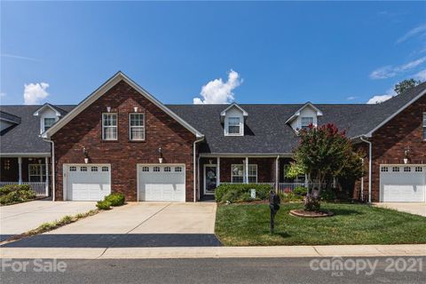 112 Quality Drive sold home in Fites Creek Plantation, Mount Holly, NC