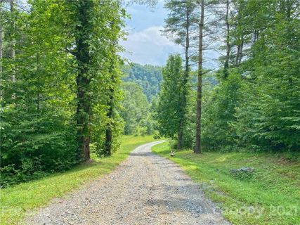 159 Sunnyside Drive sold home in Big Laurel Mountain, Marshall, NC