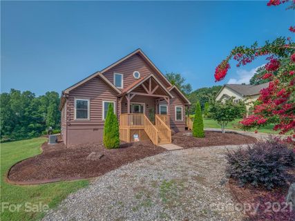 200 Knoll Court