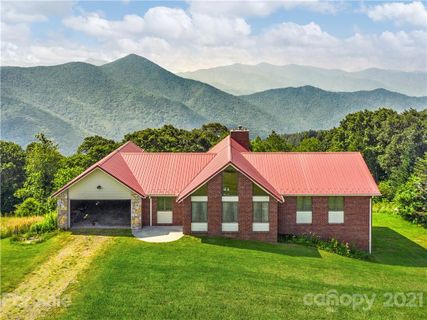 668 Eagle Bald Trail sold home in Ogle Meadows, Burnsville, NC
