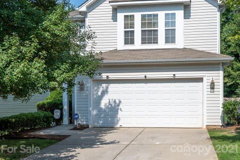 1033 Kings Mountain Lane