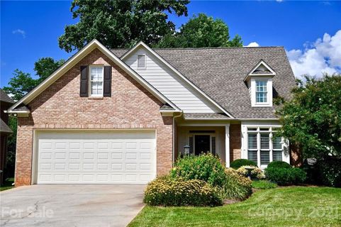 1982 Rosehaven Lane