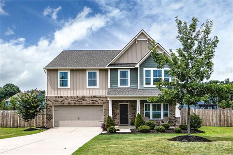 15209 Kissimmee Lane sold home in Belle Glade, Mint Hill, NC