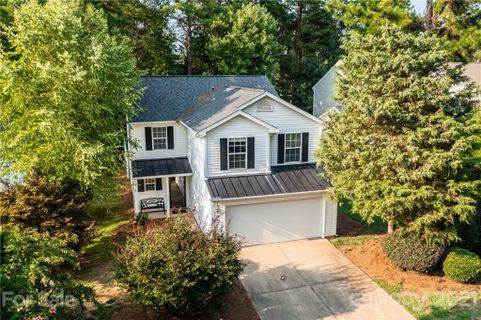 208 Autumn Leaf Lane