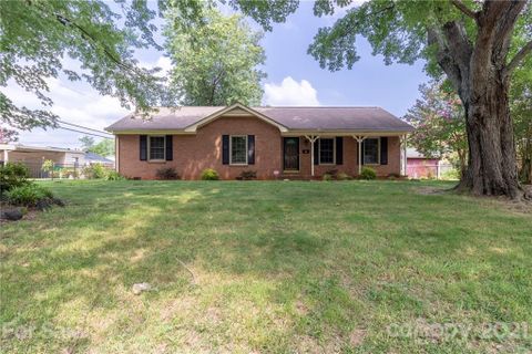 4413 Crestmont Drive