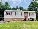 127 Doe Path Circle sold home in Hudson, SC