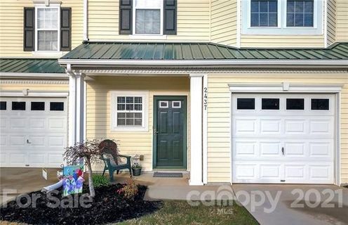 2437 Redmayne Lane