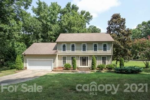 16333 Peach Grove Lane