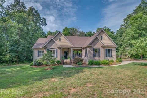 52 Woodridge Court