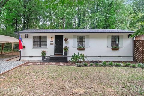 1940 Lakedell Drive