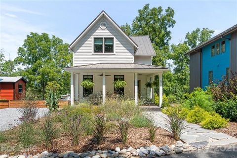 17 Girdwood Street sold home in Chicken Hill, Asheville, NC