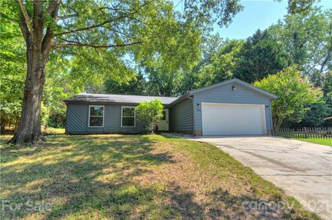 8100 Beechwood Terrace