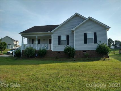 734 Loch Lomond Circle sold home in Saint Andrews, Concord, NC