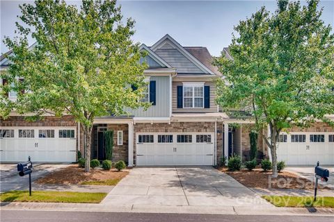 12158 Red Rust Lane