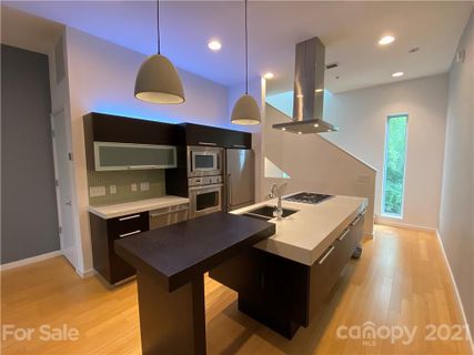 333 Viburnum Way Court