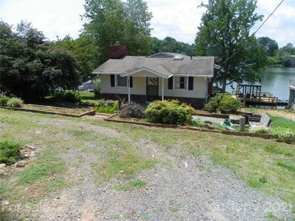 588 Pinehaven Drive