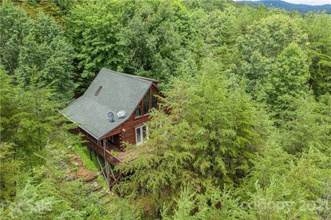 181 Laurel Valley Drive sold home in The Crossings at Sugar Hill, Marion, NC