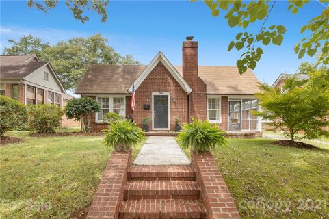 700 Woodruff Place