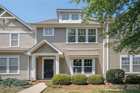 1013 Semmes Lane