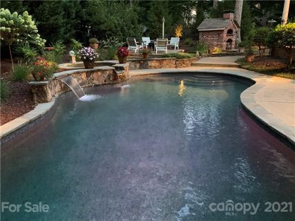 706 Clifden Drive