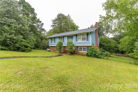 801 Anne Avenue