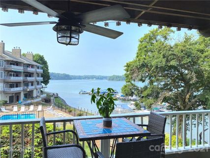 9809 Emerald Point Drive 4