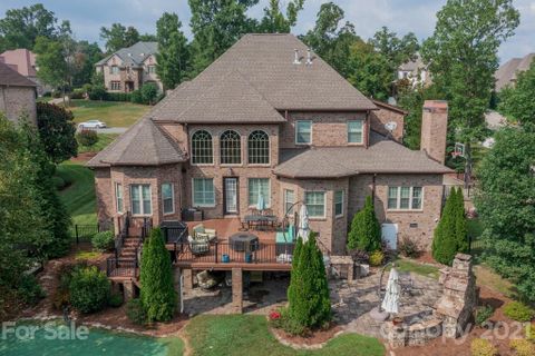 Previously sold for $960,000