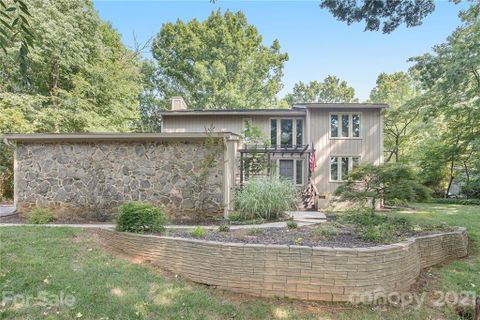 3023 Shallowood Lane