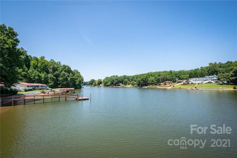Previously sold for $936,200