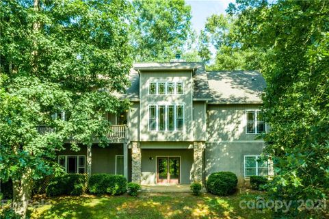 Previously sold for $580,500
