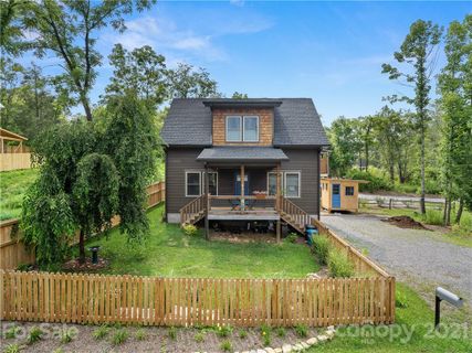 Previously sold for $384,000