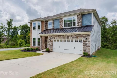 620 Sugarberry Court