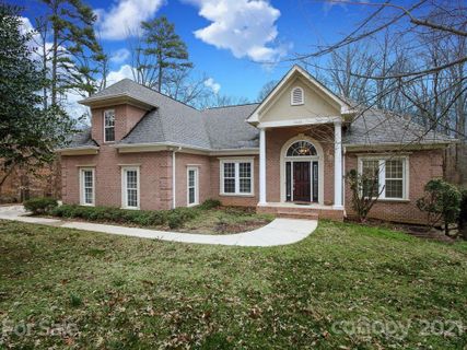3609 Robin Lane