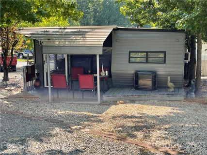 160 Cardinal Drive