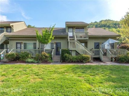 128 West Lake Drive 505