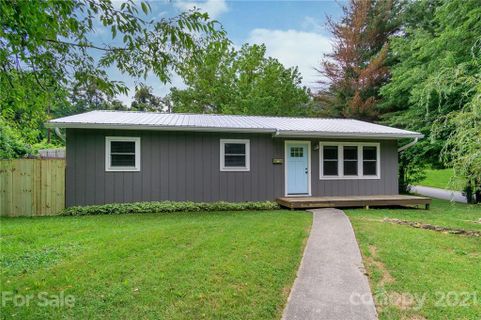 252 Livingston Street sold home in E Riverside Urban Renewal Area, Asheville, NC