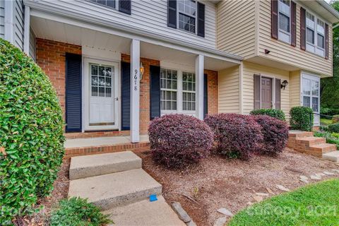 9678 Old Gate Drive sold home in Pheasant Knoll, Matthews, NC