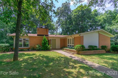 30 E Fox Chase Road