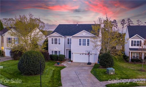 121 Farm Springs Drive
