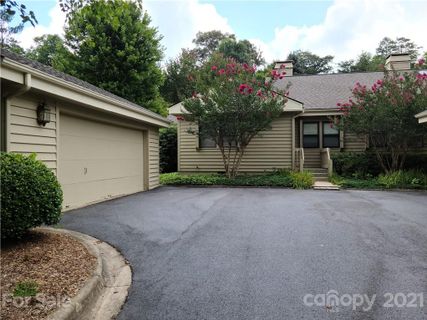 4401 Angelus Circle
