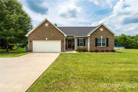 4735 County Home Road sold home in Thomasville Acres, Conover, NC