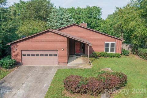 3851 Sweetgrass Lane sold home in Cedar Woods, Charlotte, NC