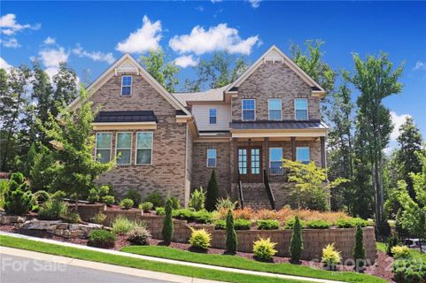 620 Zinnia Way sold home in The Manors at Lake Ridge, Tega Cay, SC