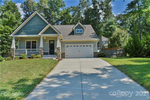 3 Ayr Court sold home in Quail Hollow, Arden, NC