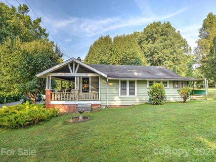 15 Atkins Street sold home in Skyland Springs, Arden, NC
