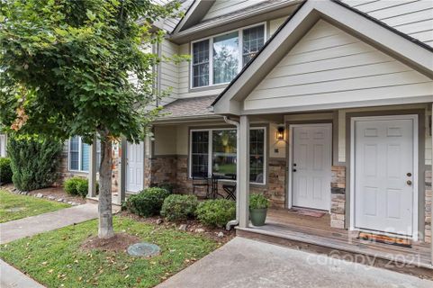 86 Rotunda Circle sold home in Mount Carmel Village, Asheville, NC