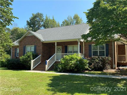 430 Three Oaks Lane sold home in Shiloh North Estates, Lancaster, SC