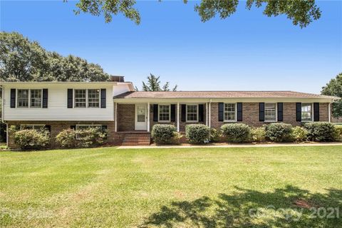 2838 Springvalley Road sold home in Spring Valley, Rock Hill, SC