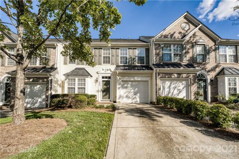 6006 Queens Walk Court